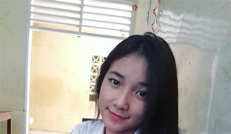 Cewek Gendut Masih Prawan